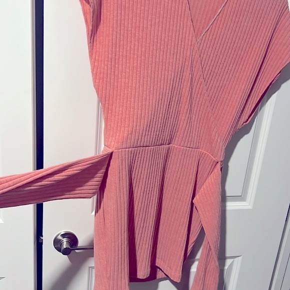 ⭐️Saylor: Yelle Ribbed pink front tie dress - Picture 6 of 7